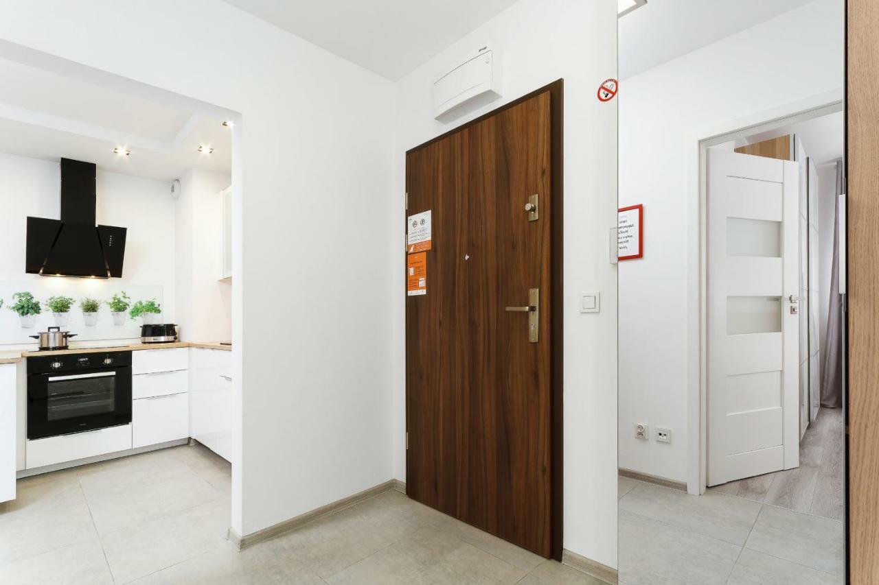 קרקוב Apartments Claro II By Noclegi Renters מראה חיצוני תמונה