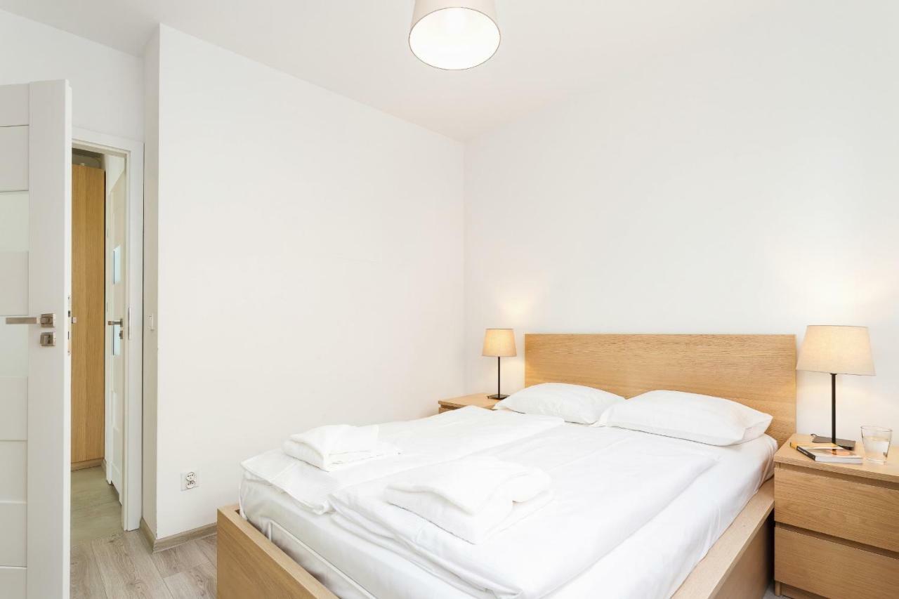 קרקוב Apartments Claro II By Noclegi Renters מראה חיצוני תמונה