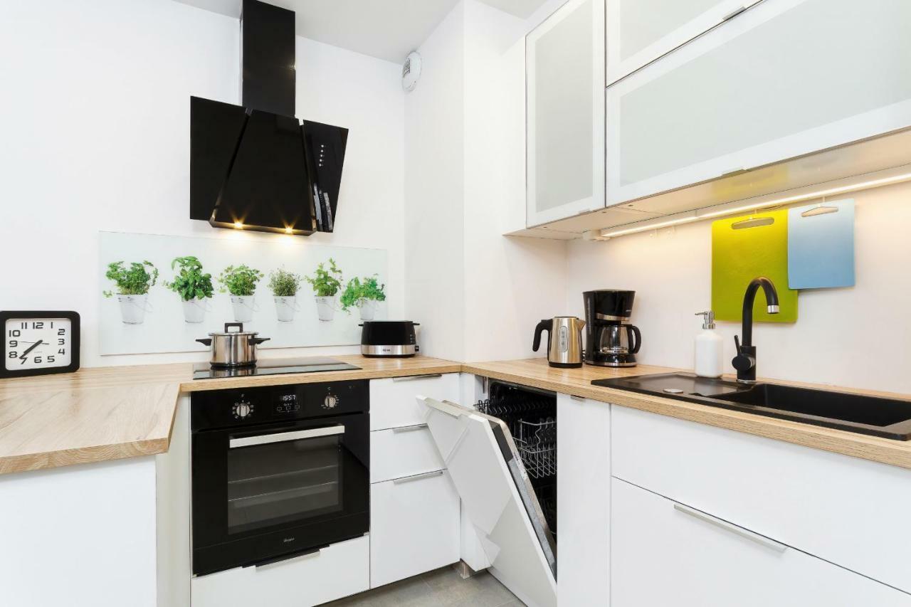 קרקוב Apartments Claro II By Noclegi Renters מראה חיצוני תמונה